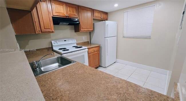 Photo - 19791 SW 114th Ave Apartment