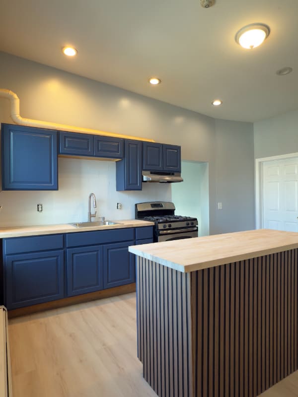 Photo - 187 Smith St (Lowell Ma, MA)