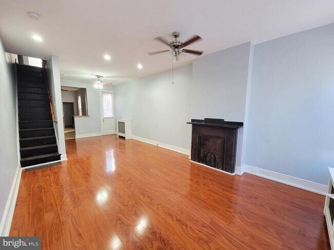 Foto del edificio - 3638 N Sydenham St