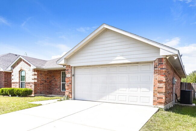 Building Photo - 1217 Camden Yard Dr
