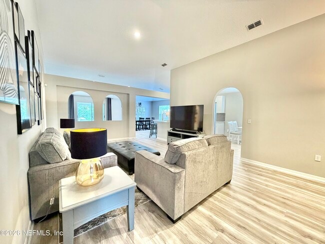 Foto del edificio - 11110 Peerless Ln