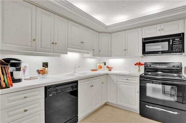 Foto del edificio - 5100 N Ocean Blvd