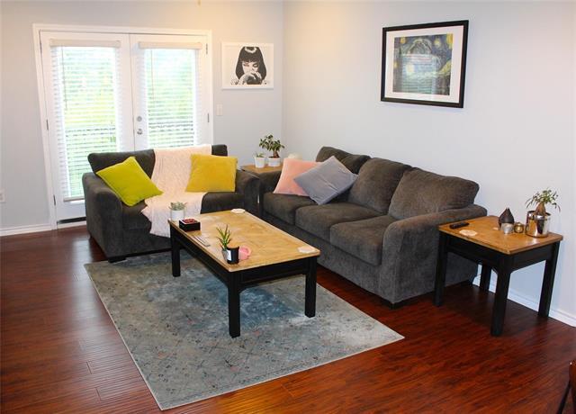 Foto del edificio - 3102 Kings Rd