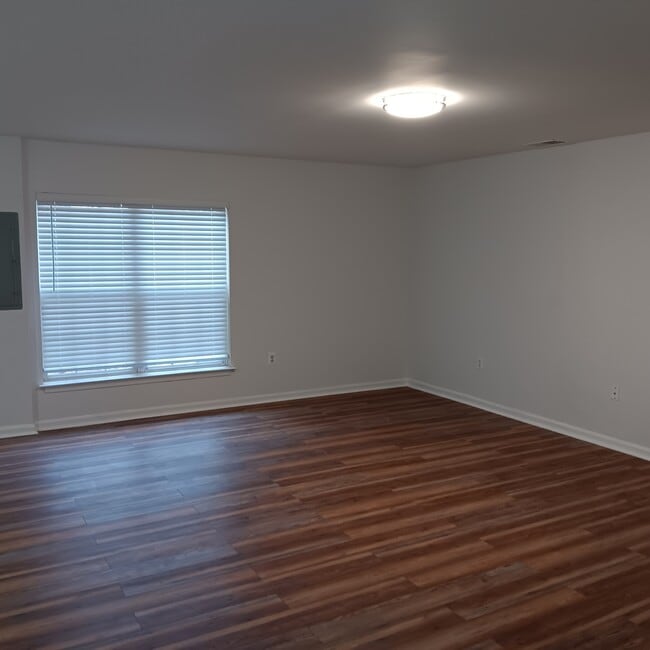 Building Photo - 15766 Nimes Ct