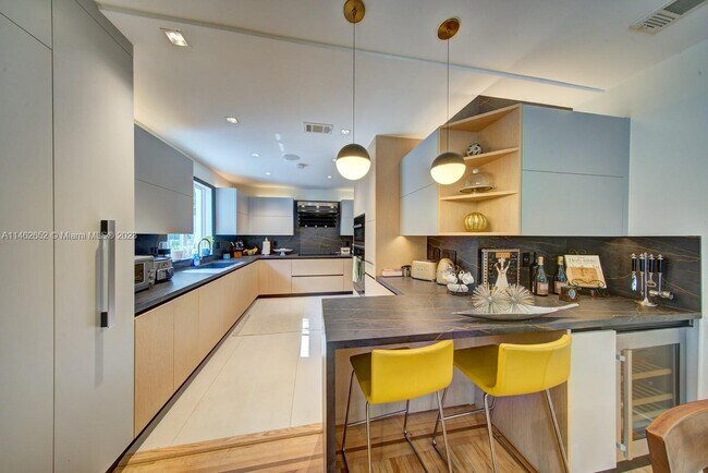 Foto del edificio - 3508 Crystal View Ct