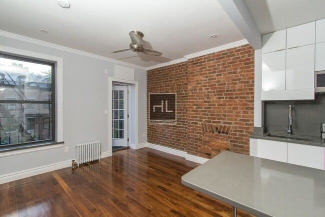 Building Photo - West 21st Street