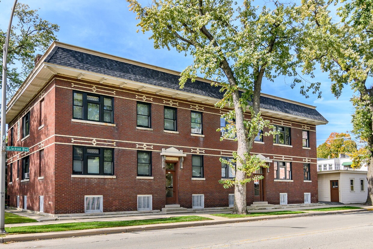 Primary Photo - 521 Jackson Blvd