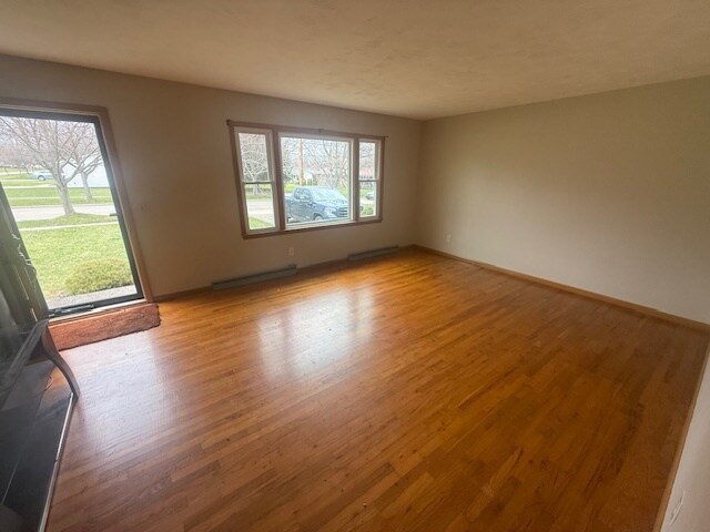 Foto del edificio - 880 N Huntington St