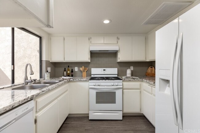 Photo - 2061 W Redlands Blvd Townhome