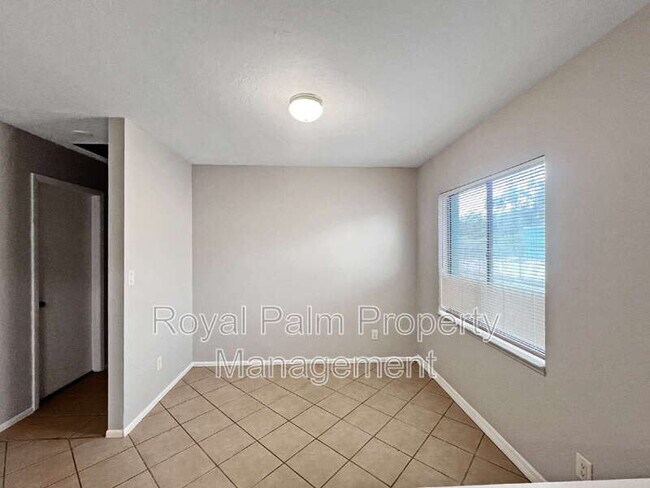Foto del edificio - 17586 Cypress Point Rd