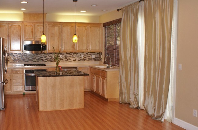 Building Photo - 32 Terraced Hills Cir