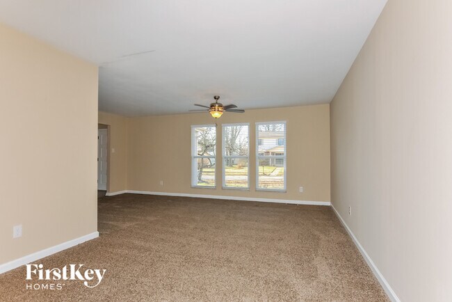 Building Photo - 1070 Eaglepass Ct