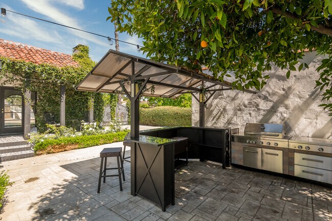 Foto del edificio - 612 Galer Pl