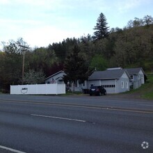 Building Photo - 7731 N Umpqua Hwy