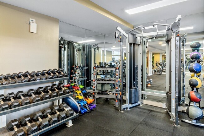 Foto del edificio - 530 N Lake Shore Dr