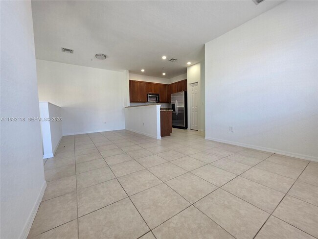 Foto del edificio - 9070 Preston Pl