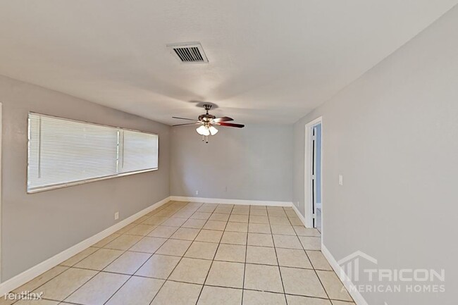 Building Photo - 5291 Eadie Pl