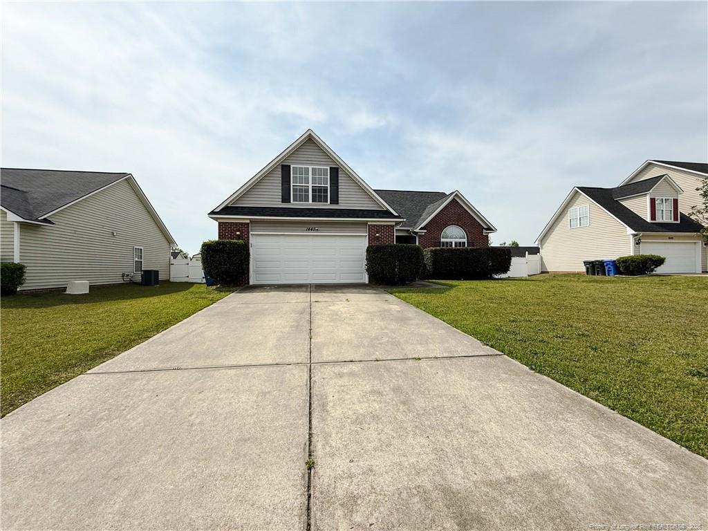 Foto principal - 1445 Kershaw Loop