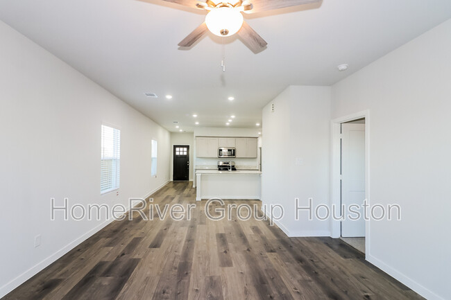 Building Photo - 17334 Gentle Doves Ln