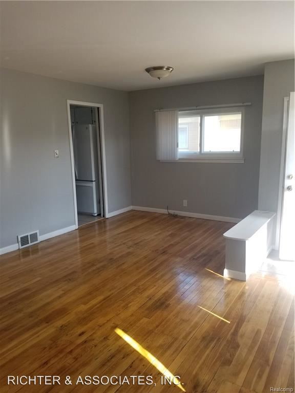 Foto del edificio - 29742 Julius Blvd