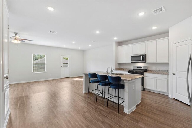 Foto del edificio - 5815 Jade Crest Ct