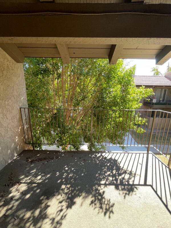 Foto principal - 5525 E Thomas Rd