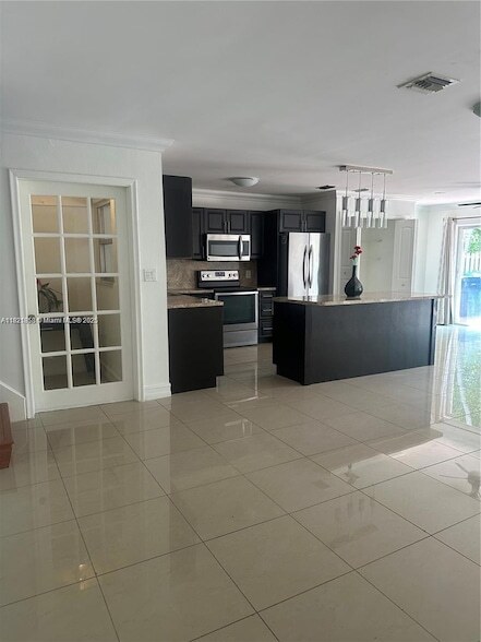 Foto del edificio - 7327 Pepper Pike Dr