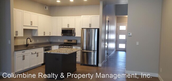 Foto del edificio - 3 br, 2.5 bath House - 1655 Wellington Ave