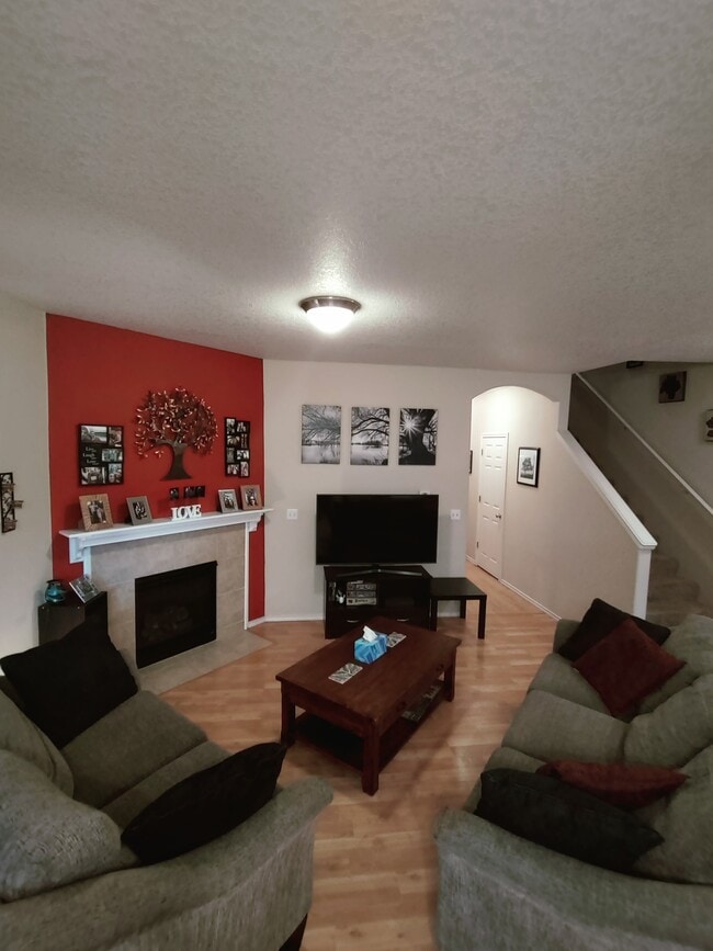 Building Photo - 15844 SW Bronner Ln