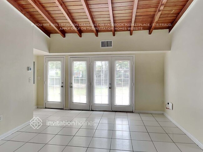 Foto del edificio - 3421 Charleston Blvd