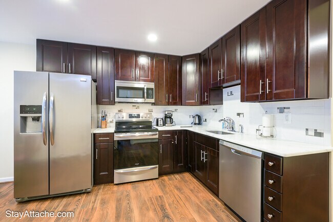 Foto del edificio - 2050 S Glebe Rd