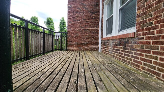 Foto del edificio - 7507 Oxford Dr