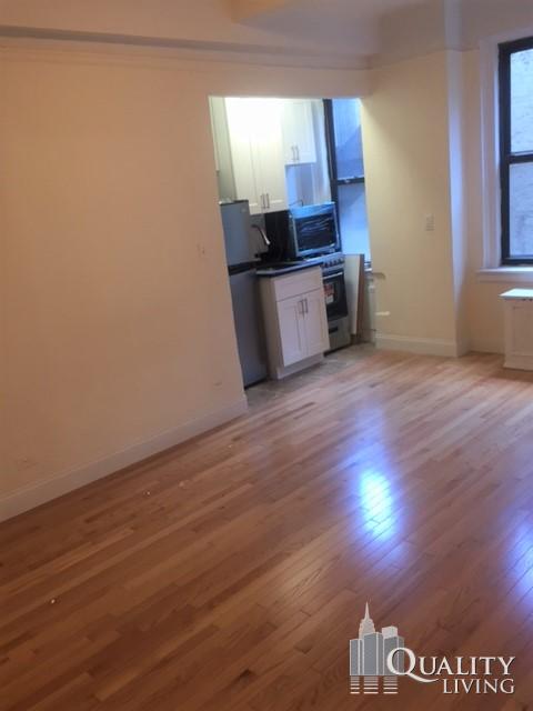 Primary Photo - 145 W 96th St