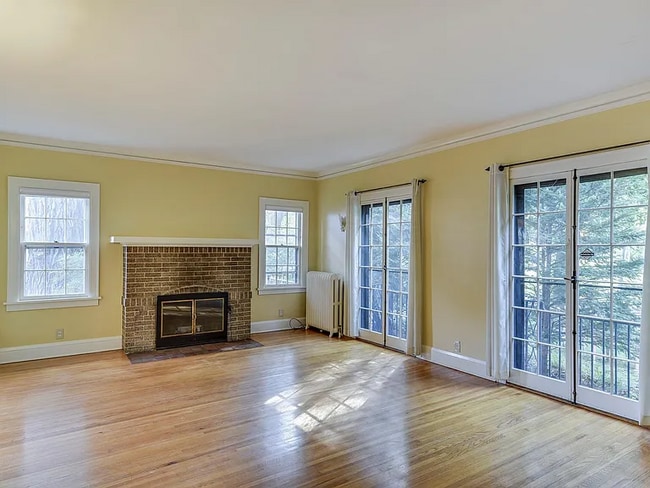 Foto del edificio - 2722 N Vincent Ave