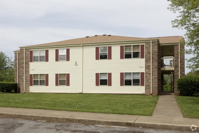 Primary Photo - Autumn Wood Apartments