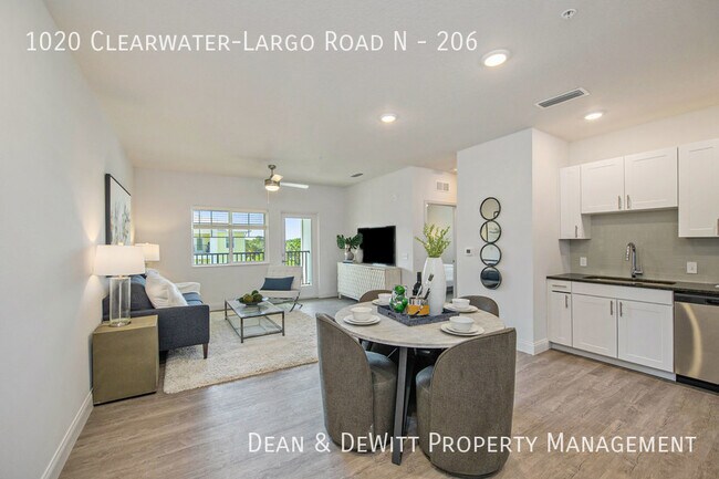 Building Photo - Brand New Construction - Move-In Special