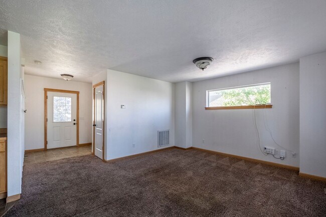 Foto del edificio - Wesley Meadows Home available