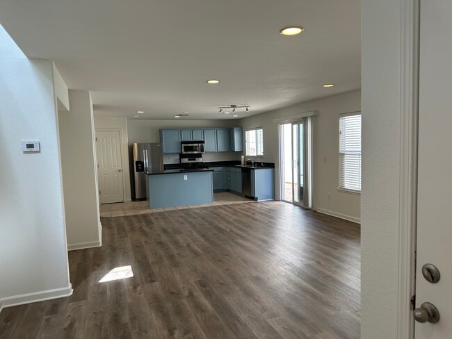 Foto del edificio - 2753 Whitney Dr