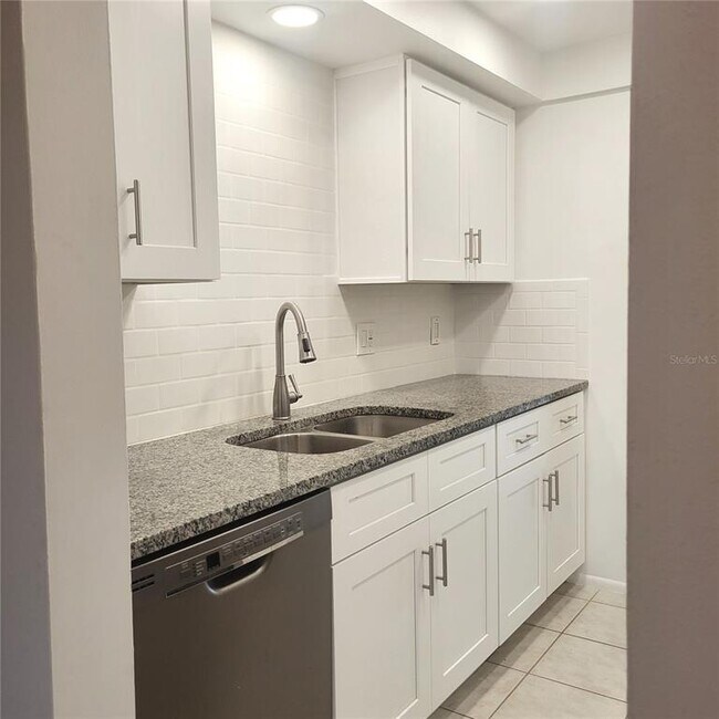 5060 76th Ave N Unit 410, Pinellas Park, FL 33781 Condo for Rent in