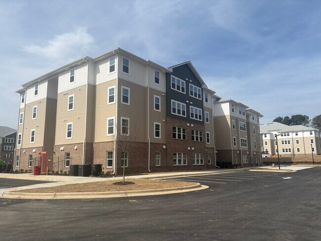 Foto del edificio - Tryon Station Apartments