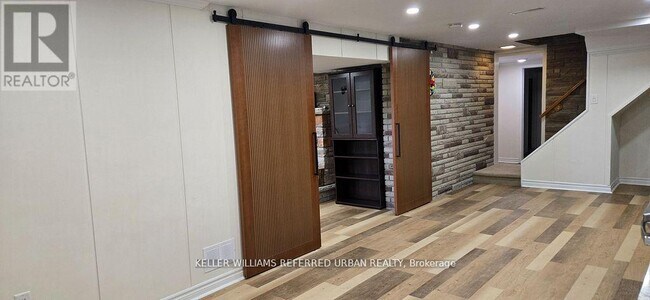 Building Photo - 49 Halkin Crescent