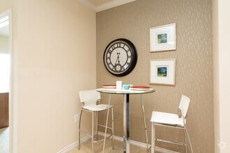 1BR, 1BA - 746 SF - Atwell 1 - TGM Moorefield