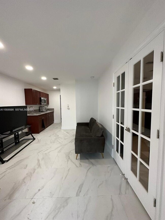 Foto del edificio - 2320 SW 44th St