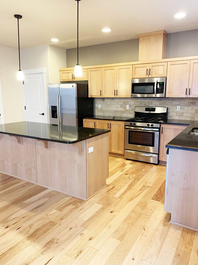 Foto del edificio - Close to Hi-Tech! 4bedroom near Quatma are...