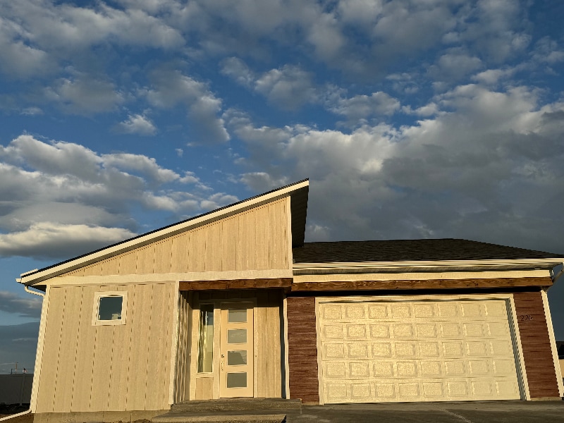 Primary Photo - 226 Kinross Ct
