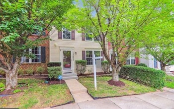 Building Photo - 13652 Palmetto Cir