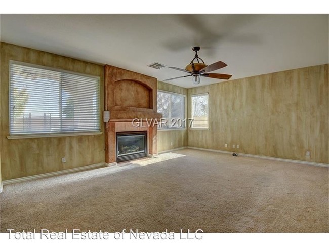 Foto del edificio - 6 br, 4 bath House - 4316 Spooner Lake Cir