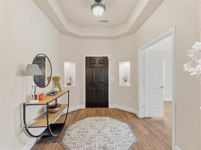 Foto del edificio - 1413 Saddle Ridge Dr