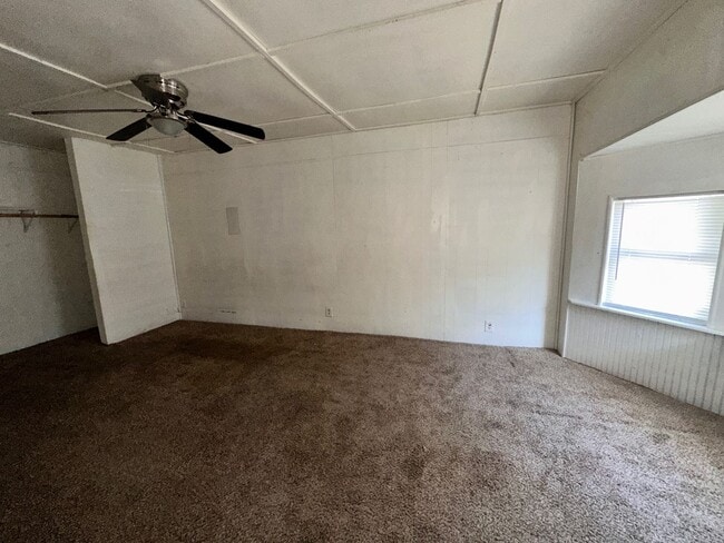 Building Photo - Cozy 3 bedroom house