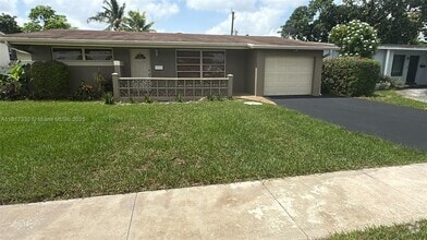Building Photo - 8430 NW 25th Ct